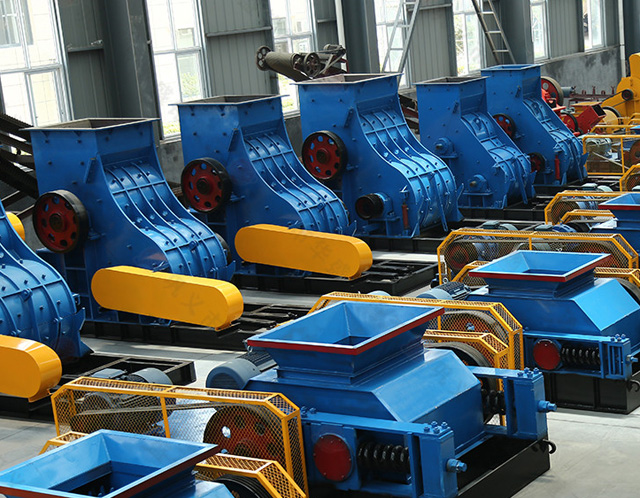 雙級錘式破碎機，濕料粉碎機，雙級無篩底粉碎機